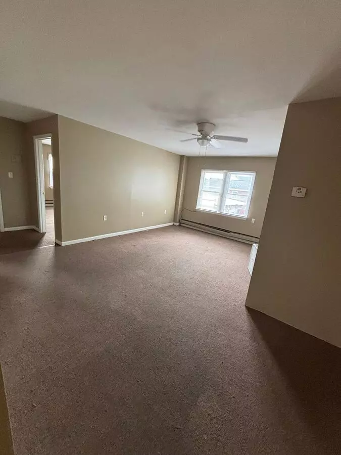 173 Mechanic St Apartment for rent in Frostburg, MD