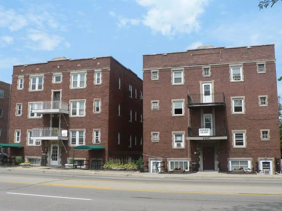2020 Washington Apartment for rent in Waukegan, IL