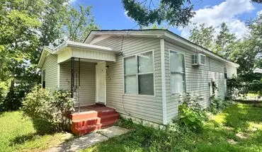 2 of 10 1524 Q SW House for rent in Ardmore, OK