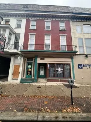 111-113 W Broad St Apartment for rent in Tamaqua, PA