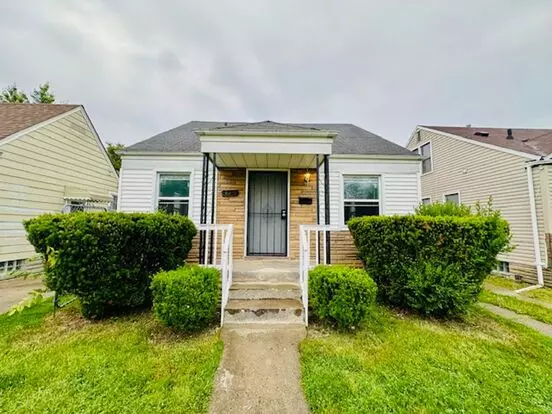 Nicely Updated 3 Bedroom 1 Bath Welcome Section 8 Apartment for rent in Detroit, MI
