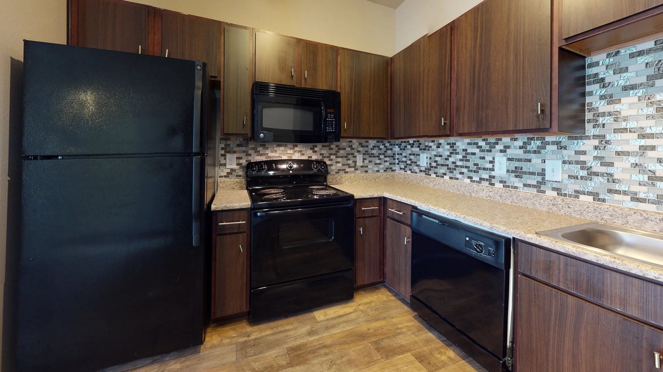 Republic Deer Creek Apartments Fort Worth, TX Rentable