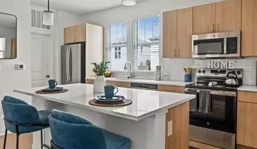 2 of 25 LEO Jamestown Apartment for rent in Greer, SC
