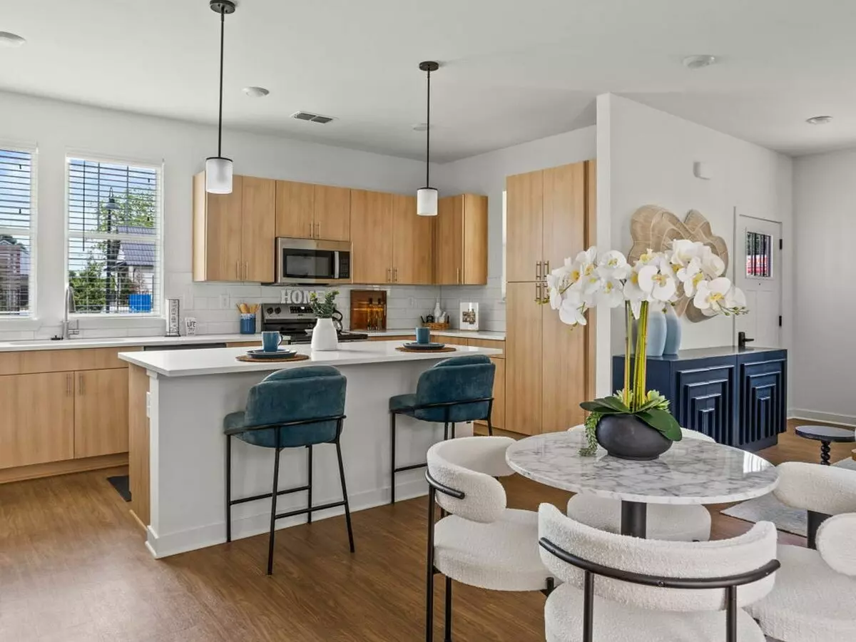 LEO Jamestown Apartment for rent in Greer, SC