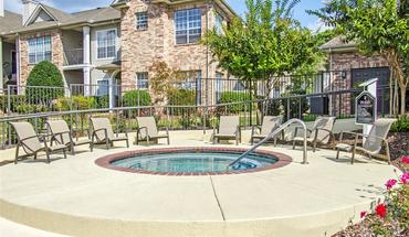 4 of 72 Harpeth River Oaks Apartment for rent in Franklin, TN