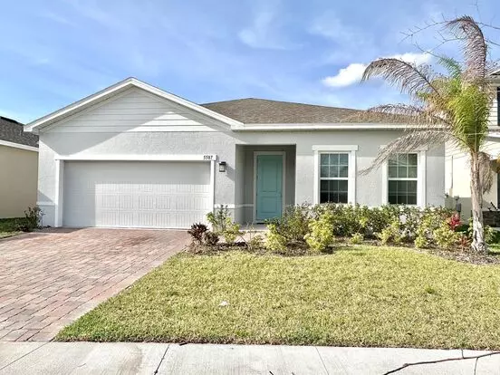 This Amazing 4 Bedroom, 2 Bathroom Single Family Home Is Available Now!! Apartment for rent in St Cloud, FL