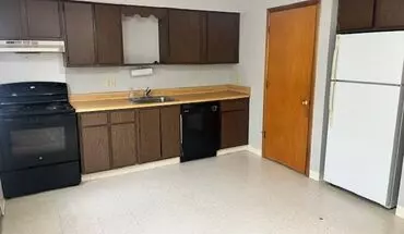 2 of 8 Glenn Ave Apartment for rent in Columbus, OH