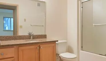 5 of 33 460 E 14th Ave Apartment for rent in Eugene, OR
