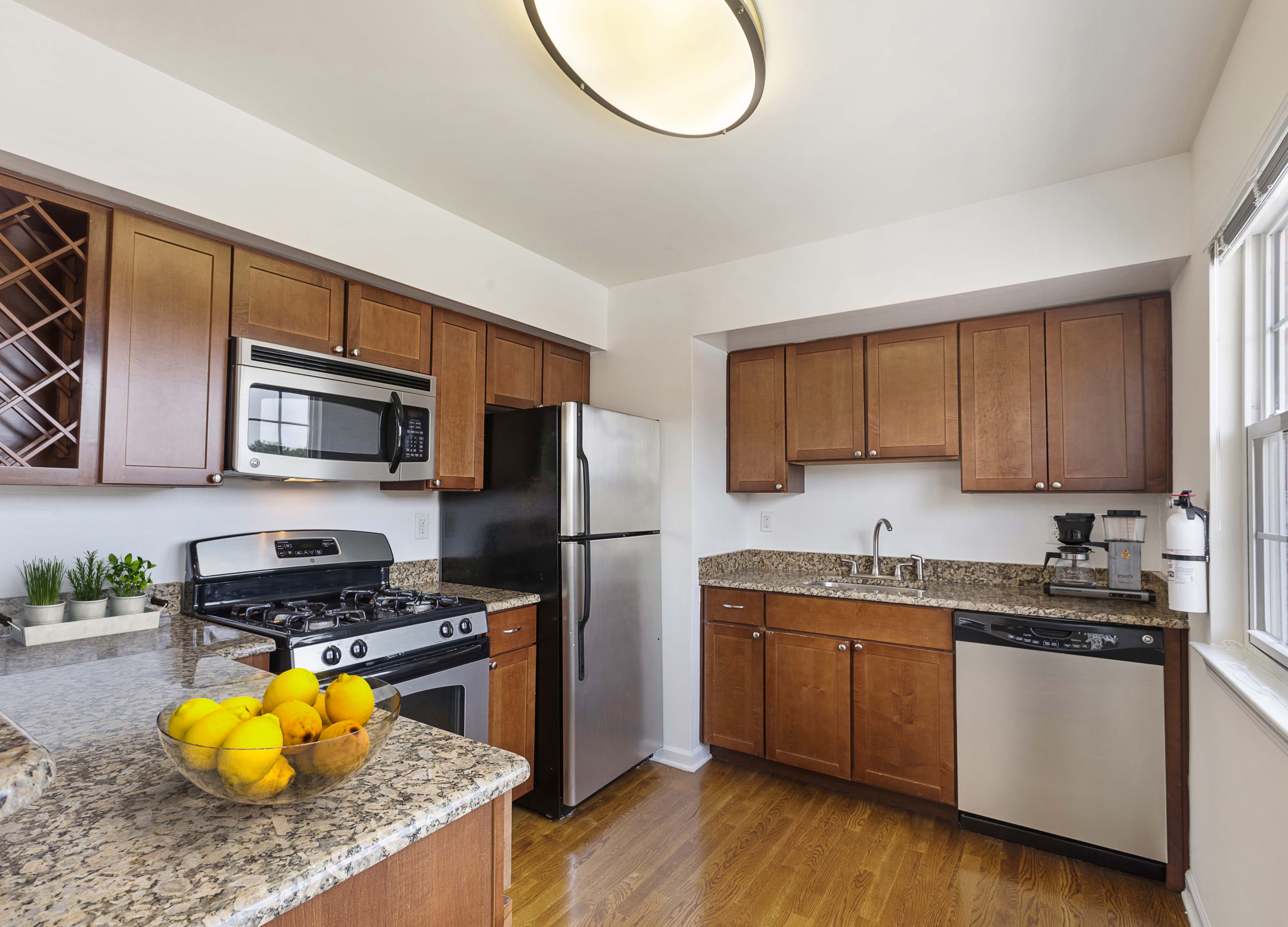 Chatham Hill, Chatham - (see pics & AVAIL)