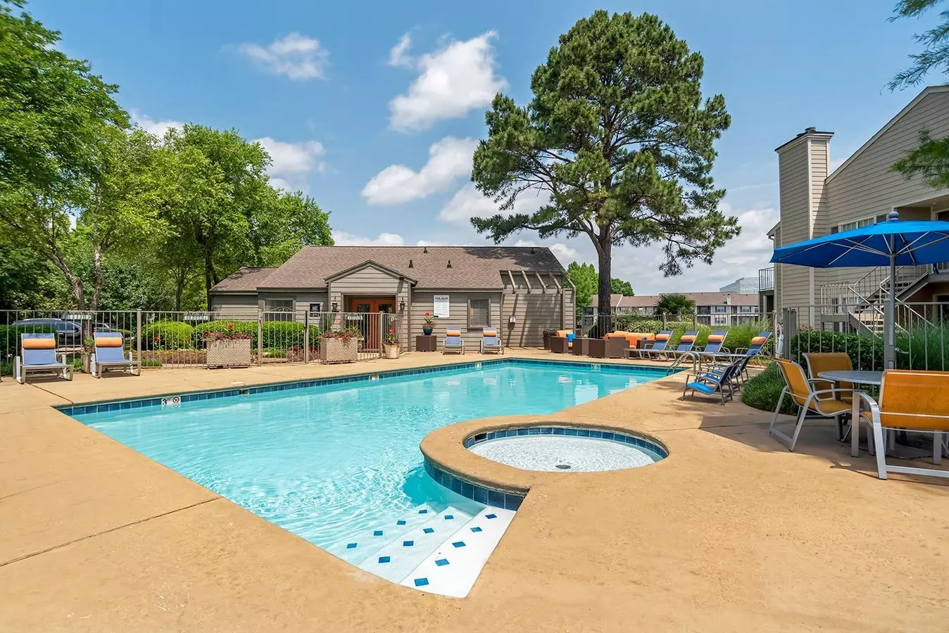 Reflection Pointe Apartment for rent in Flowood, MS