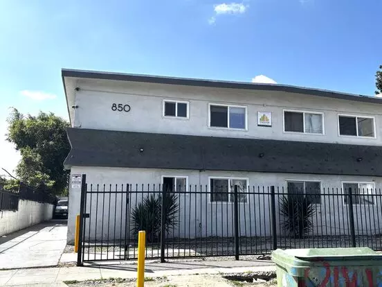 850 W 95th St Apartment for rent in Los Angeles, CA