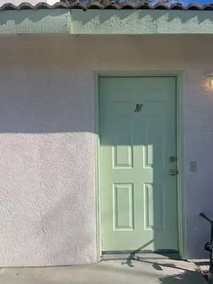 1047P -170 -5916 Auburn St. -rb/jp Apartment for rent in Bakersfield, CA