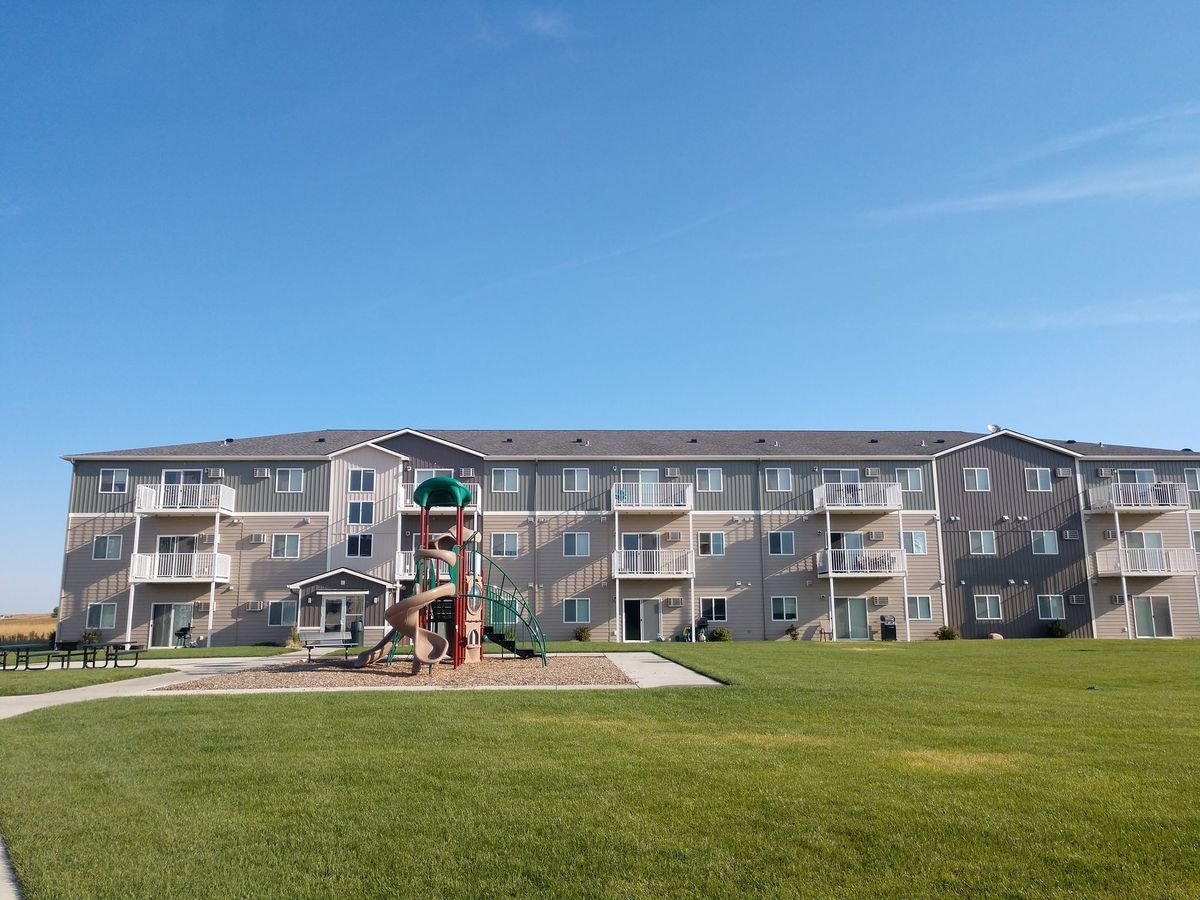 Watford McKenzie Park Apartments Watford City, ND Rentable