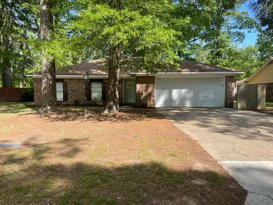 Beautifully Remodeled Brick Home In "country Place" Haughton Apartment for rent in Haughton, LA