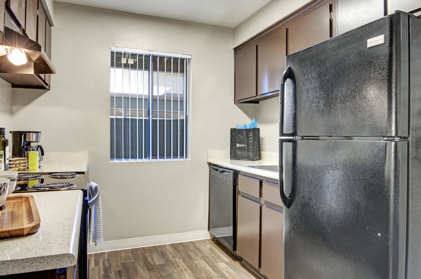 Canyon Creek Village Apartments Phoenix, AZ Rentable