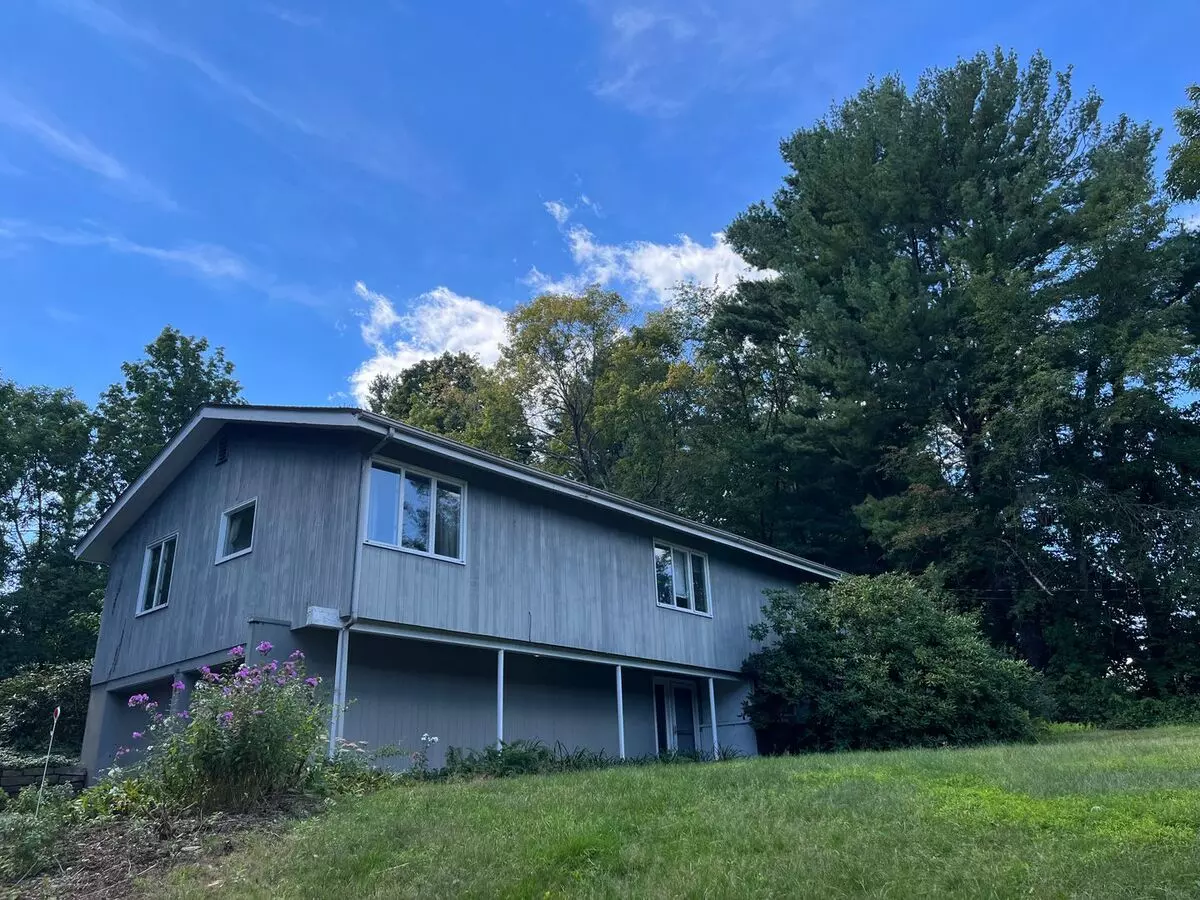 Four Bedroom Single Family Home House for rent in Portland, CT