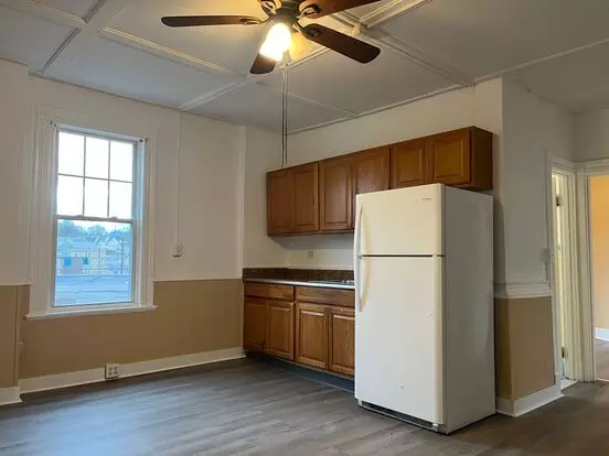 640 Arch - Blue Pod Apartment for rent in New Britain, CT