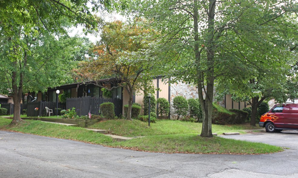 Glen Hollow Apartments 8103 Glen Hollow Dr Glen Burnie, MD