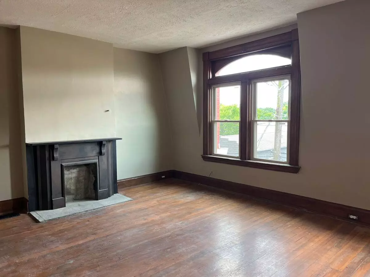 10 E 16th St Apartment for rent in Covington, KY