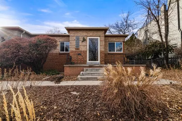 Charming Townhome In West Highlands! Apartment for rent in Denver, CO