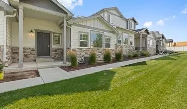 2 of 50 290 East Chestnut Unit #3 Apartment for rent in Windsor, CO