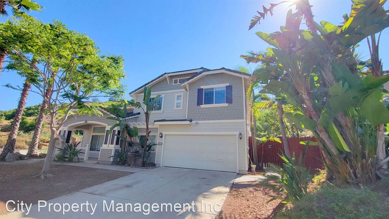 391 Oak Valley Ln Escondido, CA House for Rent Rentable