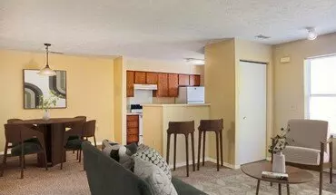2 of 28 Hunters Run Apartment for rent in Marion, IN