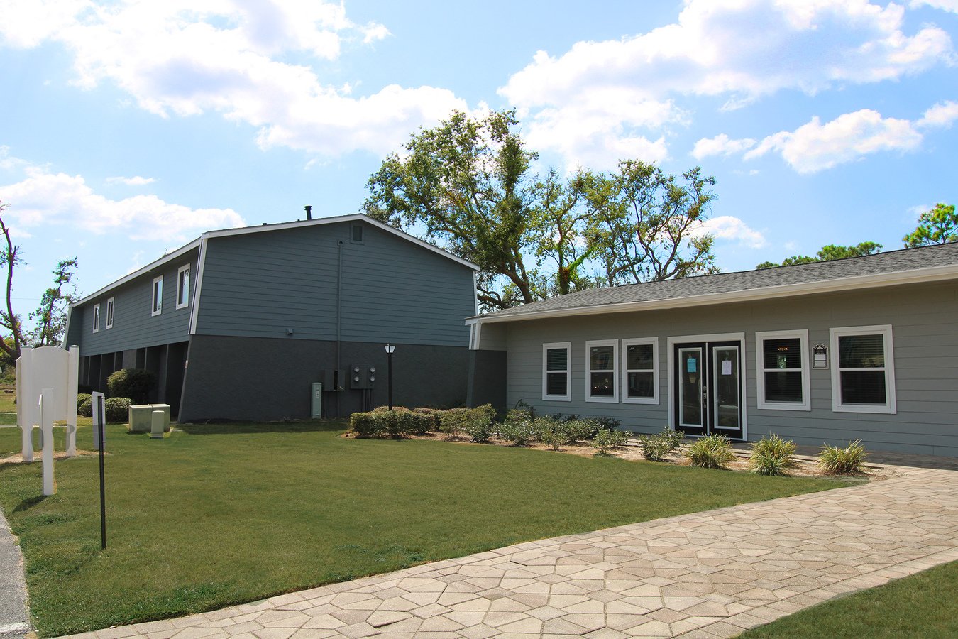 Turtle Lake Apartments 4324 W 20Th St Panama City, FL