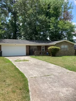 3 Bedroom 2 Bath House With Double Garage Available Now! Apartment for rent in Augusta, GA