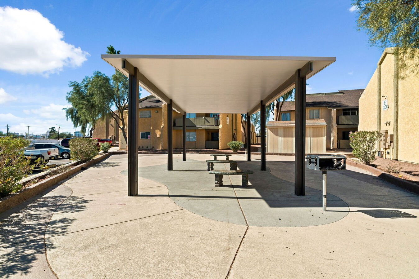 Thunderbird Apartments North Las Vegas, NV Rentable