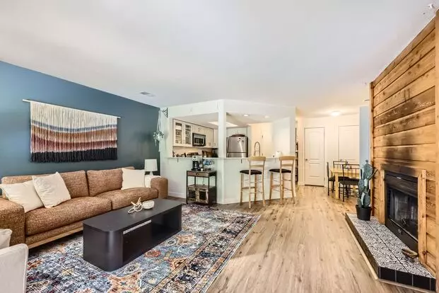 Nature Meets The City: Spacious & Elegant 1-bdr Apartment for rent in Boulder, CO