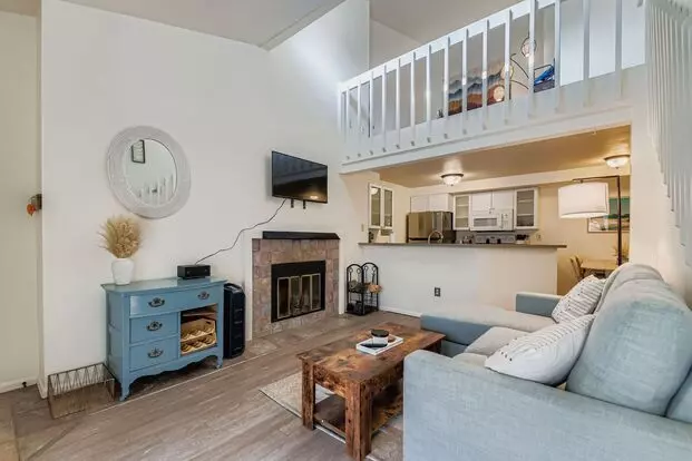 Peaceful 2br Retreat Near Bobolink Trail Apartment for rent in Boulder, CO