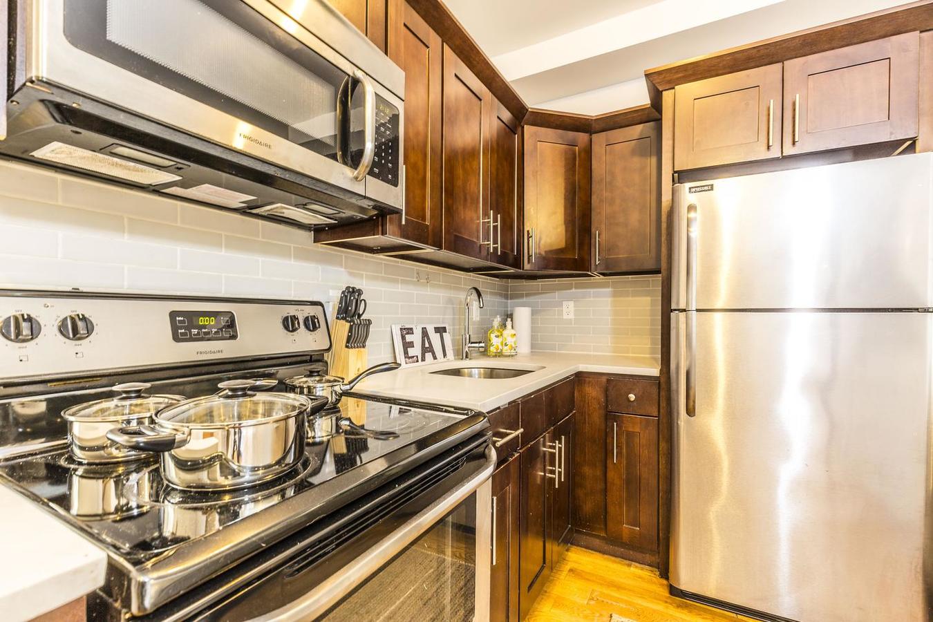 Private Bedroom in Bright Williamsburg Duplex... Apartments Brooklyn, NY