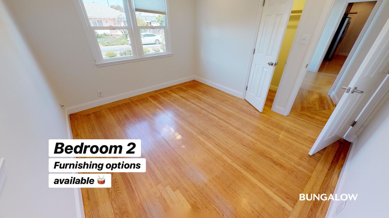 Private Bedroom in RanchStyle Hillsdale Home, Caltrain is Just a 10