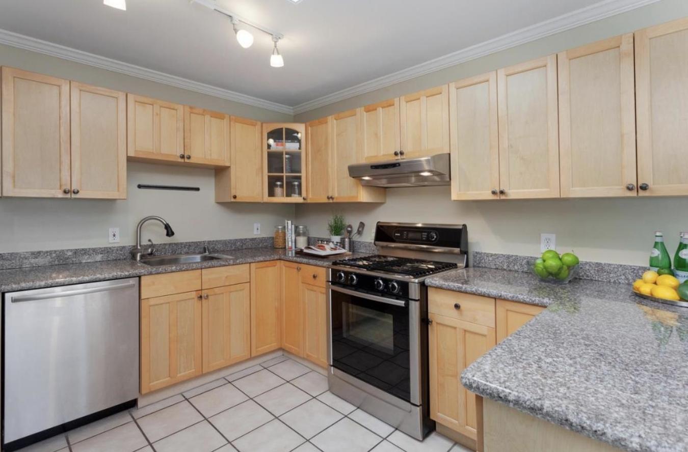 MidCentury Bernal Heights charmer Apartments Sf, CA