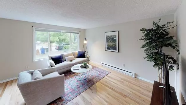 Private Bedroom in Light-filled Townhome in the Heart of the Mississippi District | Pet Friendly Apartment for rent in Portland, OR Private Bedroom in Light-filled Townhome in the Heart of the Mississippi District | Pet Friendly Apartment for rent in Portland, OR