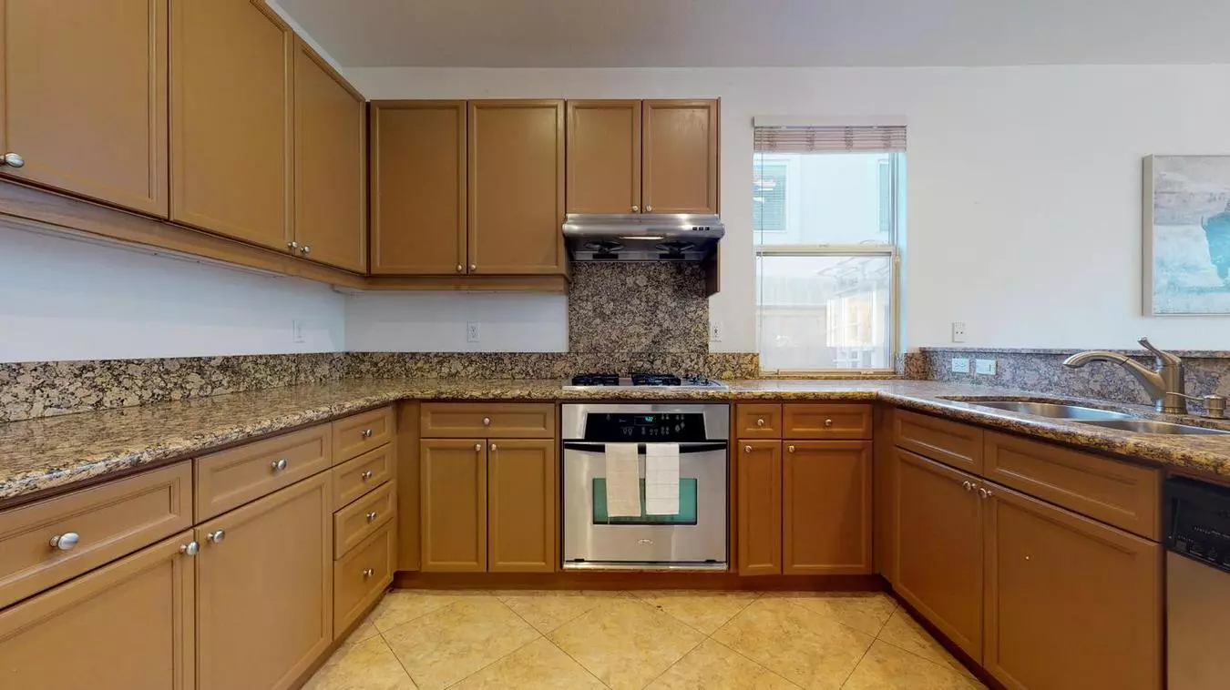Private Bedroom in Beautiful Sorrento Valley Home With Spacious Backyard House for rent in San Diego, CA