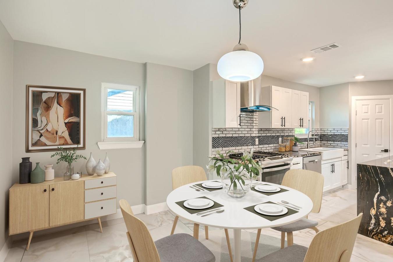 Spacious & renovated Preston Hollow home with... Apartments Dallas, TX