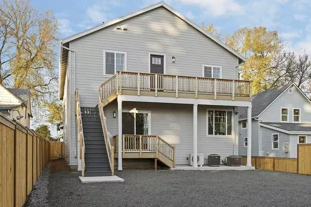 6540 NE Birch St Apartment for rent in Hillsboro, OR