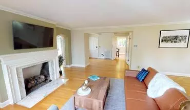 2 of 14 Private Room in Sunny Southwest Hill Home with Shaded Back Deck House for rent in Portland, OR