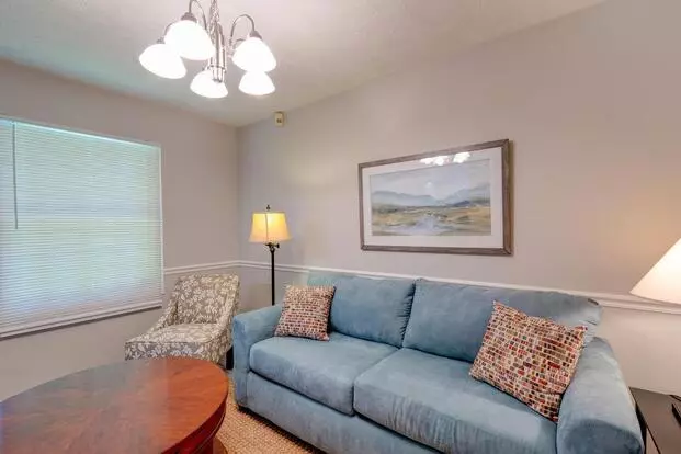 Zen-inspired Indianapolis home with lush landscaping and peaceful vibes Apartment for rent in Indianapolis, IN Zen-inspired Indianapolis home with lush landscaping and peaceful vibes Apartment for rent in Indianapolis, IN