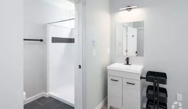 5 of 14 Nors Building Apartment for rent in Seattle, WA