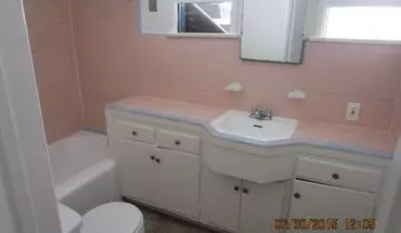 4 of 6 136-138 S Bedford Dr Apartment for rent in Beverly Hills, CA