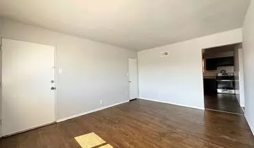 5 of 13 Hallmark Ter Apartment for rent in St Louis, MO