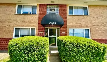2 of 13 Hallmark Ter Apartment for rent in St Louis, MO