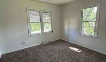 3 of 15 Move In Ready! Large 4 Bedroom Home. House for rent in Davenport, IA