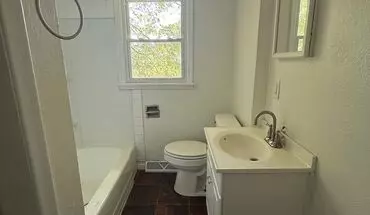 5 of 15 Move In Ready! Large 4 Bedroom Home. House for rent in Davenport, IA