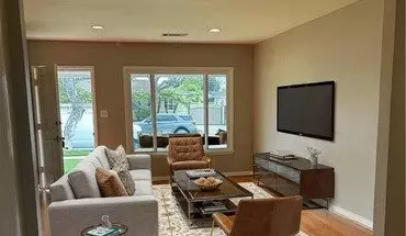 4 of 16 Adorable Single Story, Single Family Home On Tree Lined Street House for rent in Long Beach, CA
