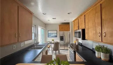 5 of 16 Adorable Single Story, Single Family Home On Tree Lined Street House for rent in Long Beach, CA