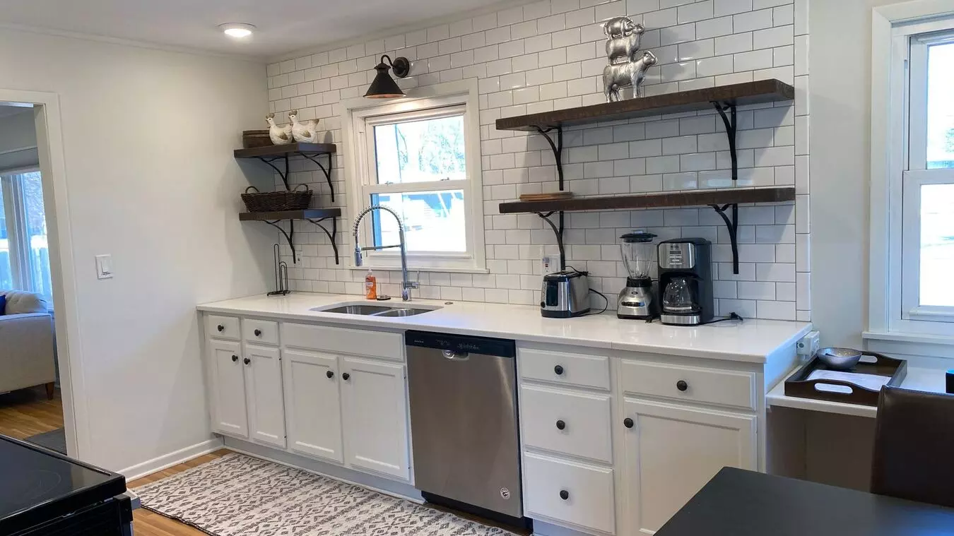 Bright And Cheery Remodeled Mid Century Home House for rent in Rochester, MN